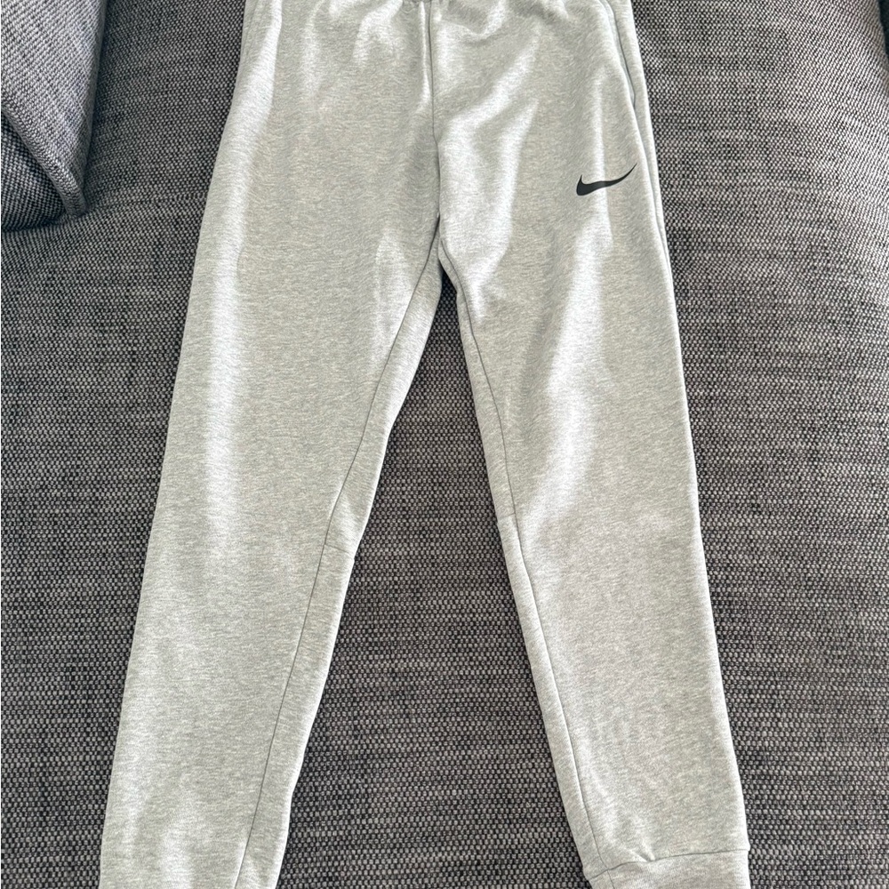 Men’s Nike Dri-Fit Heather Gray Joggers